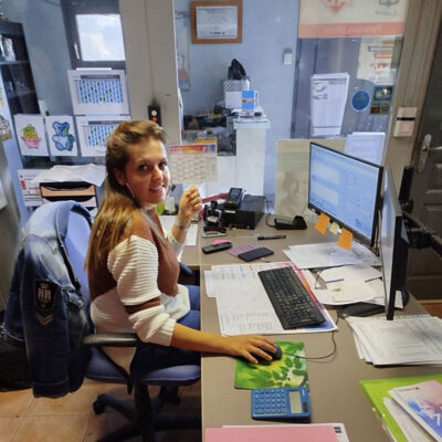 Car Dealer Team Member